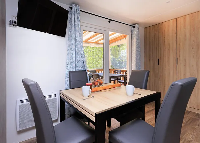 Mobile-home Alain Nyaraló *